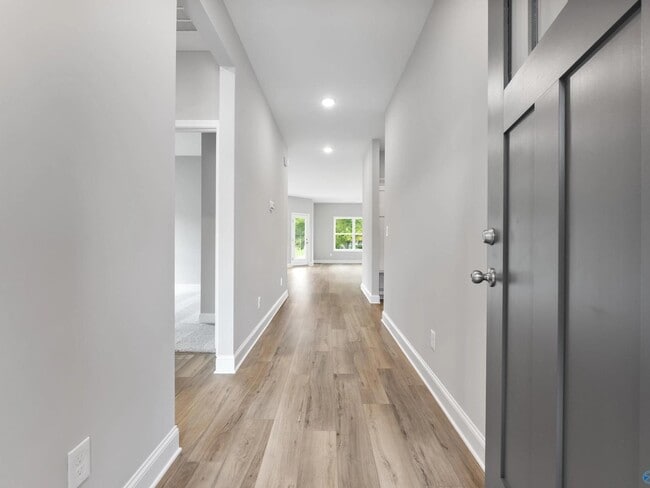 6223 Pisgah Dr NW, Huntsville, AL 35810 - photo 7