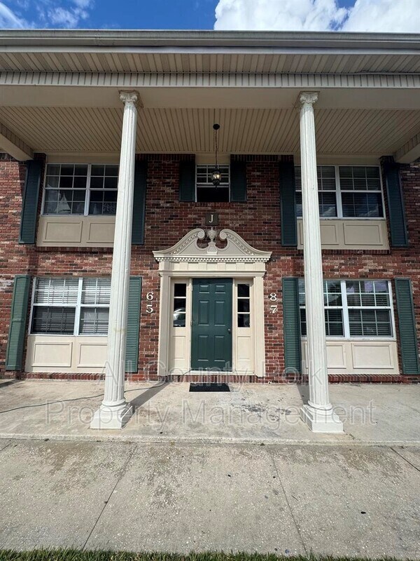 1920 E Edgewood Dr Unit . J7, Lakeland, FL 33803