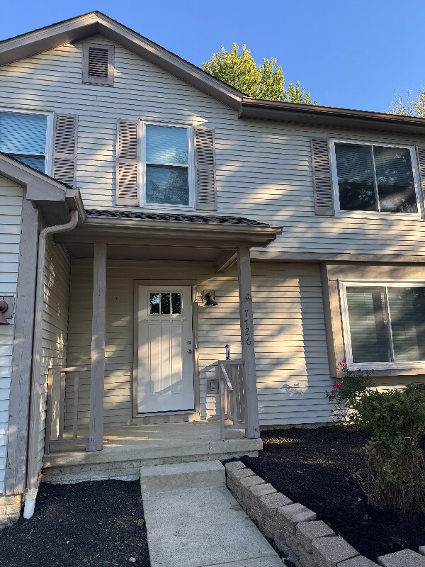 7726 Farmsbury Dr, Reynoldsburg, OH 43068