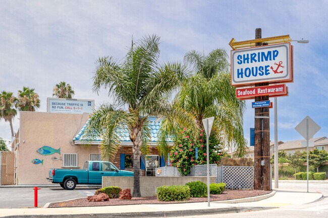 Check the cozy Shrimp House for great fish fry near Mayflower Village.