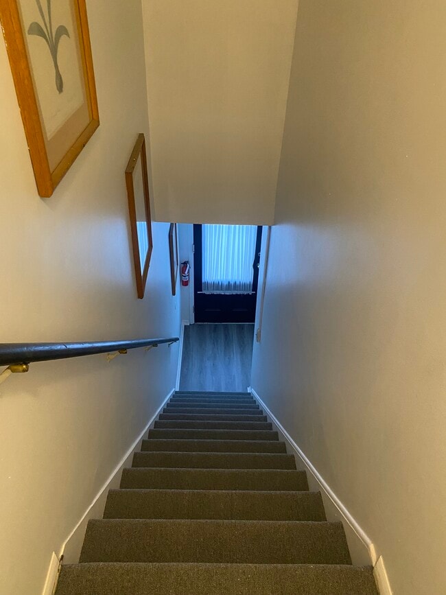 144 Farnsworth Ave unit . 2, Bordentown, NJ 08505 - photo 3