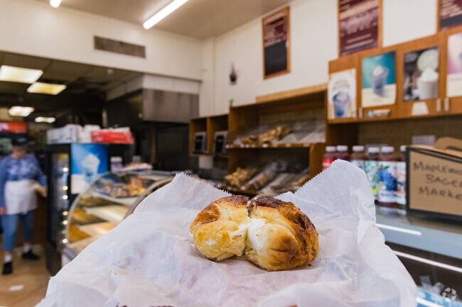 Maplewood Bagel Market is the preferred stop for locals for a delicious breakfast.