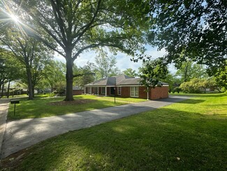 14060 Agusta Dr, Chesterfield, MO 63017