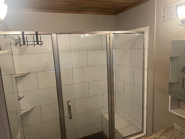 3381 Walnut Grove Rd, Memphis, TN 38111 - photo 2