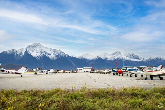 Many residents choose to fly into Palmer through the city’s own regional airport.