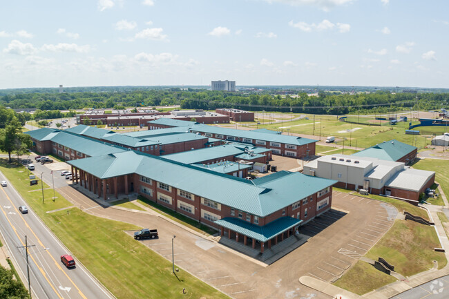 Legends of Learning - Southaven Middle School