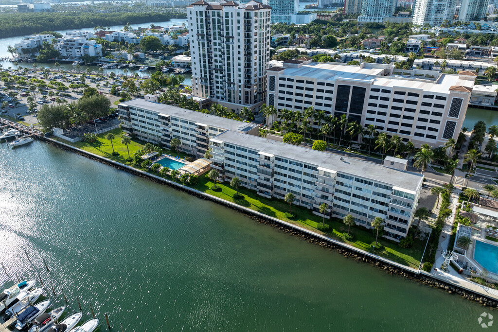 About Kings Point Imperial Condo, Sunny Isles Beach FL | HOAs, Reviews ...