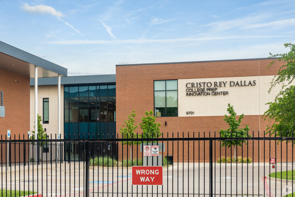 Cristo Rey Dallas College Prep, Dallas TX Rankings & Reviews - Homes.com