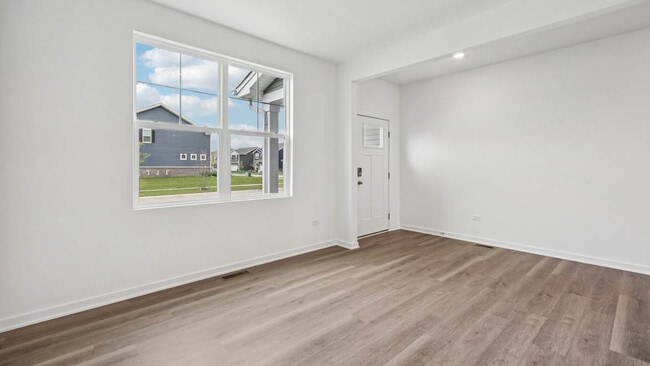 9946 Edgebrook Ln, Huntley, IL 60142 - photo 3