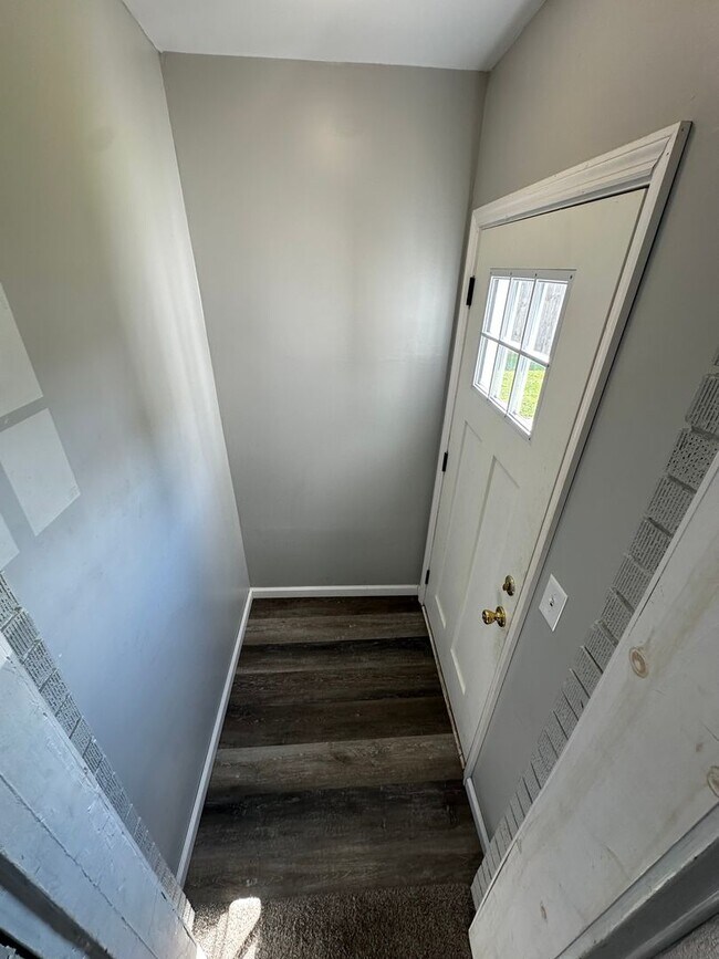 2317 Broad St unit . 5, Parkersburg, WV 26101 - photo 7