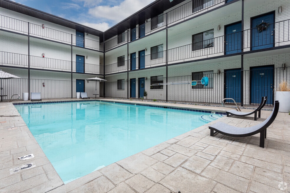 Ascent at Union Square