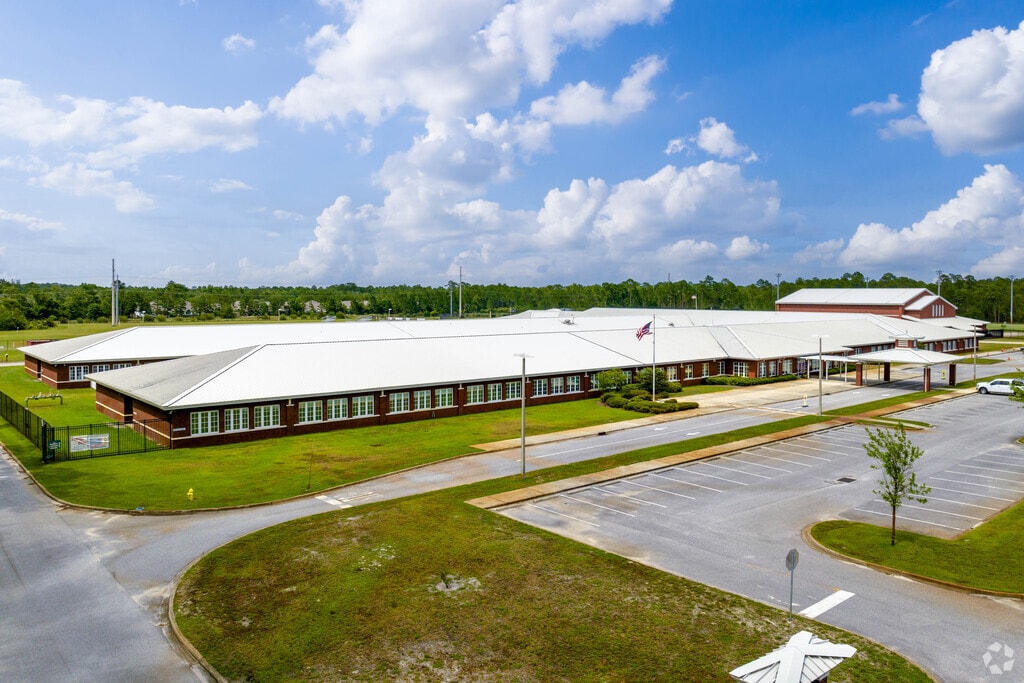 Emerald Coast Middle School has an overall A- rating from Niche.