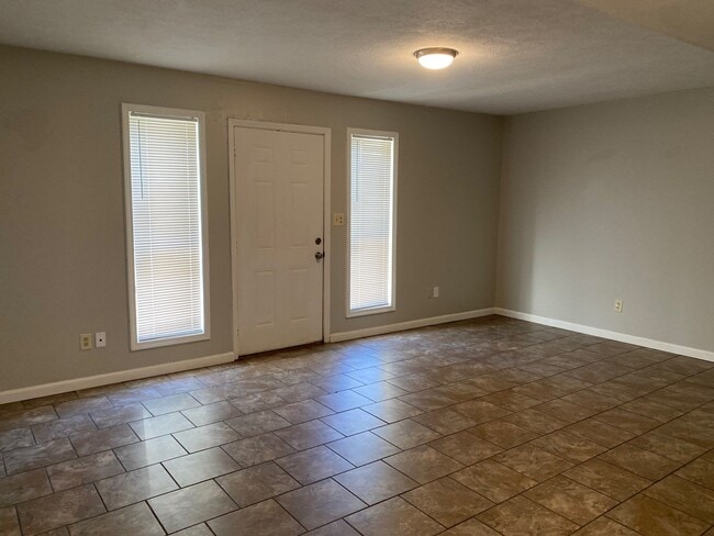 25 Rossfield Cove unit L, Jackson, TN 38305 - photo 4