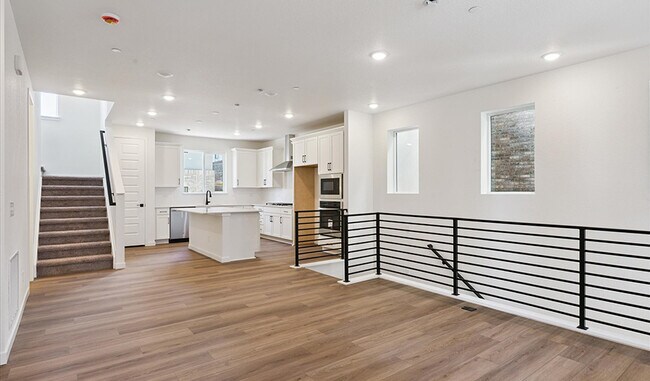 11478 E Briarwood Cir, Centennial, CO 80112 - photo 6