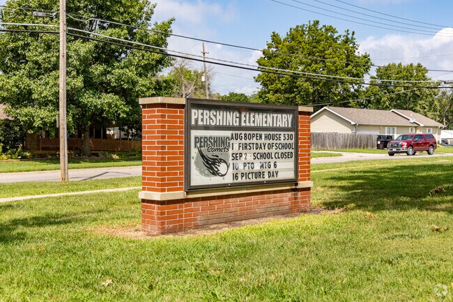Pershing Elementary School is easily accessible in the Lincoln community.