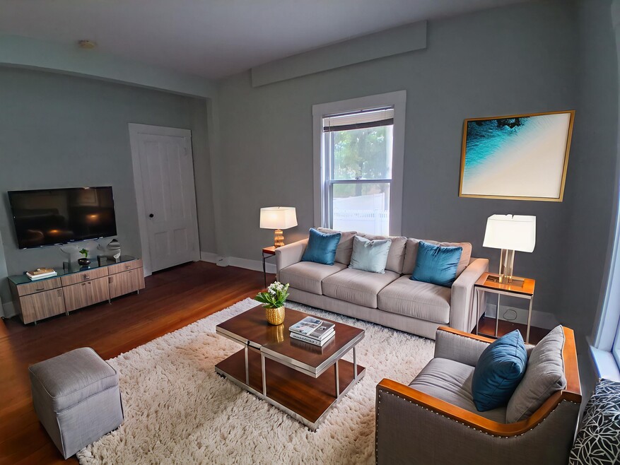 283 Vinton St unit A, Melrose, MA 02176 - photo 1