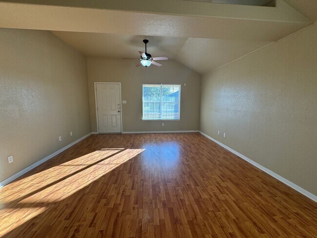 3003 Baldwin Loop unit A, Killeen, TX 76549 - photo 2