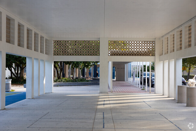 Nautilus Middle School