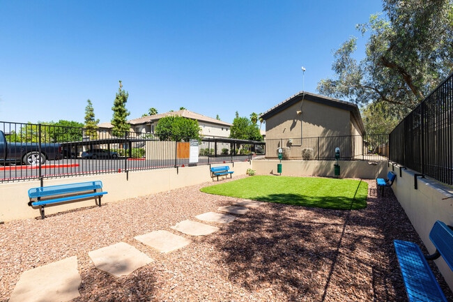 Sol District, Phoenix, AZ 85035 - photo 4