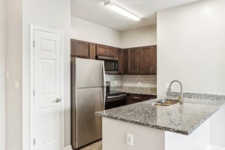 4211 W Potomac Dr, Greenfield, IN 46140