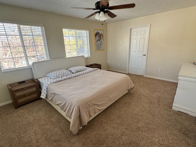 1586 W Compass pt Ln, West Jordan, UT 84084 - photo 5