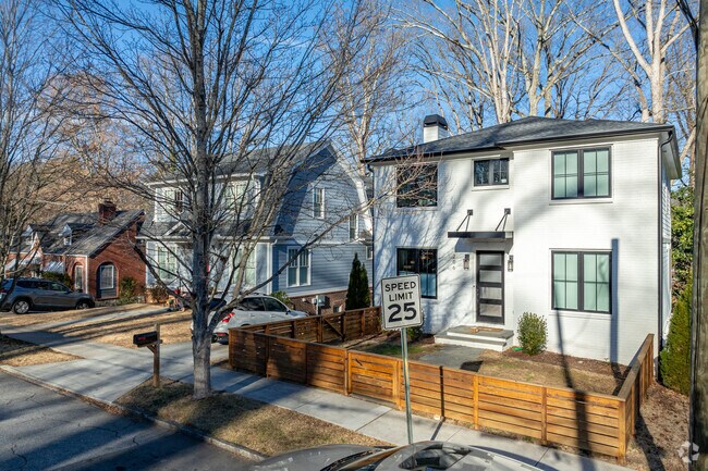 Newly renovated homes are found throughout the Clairemont-Great Lakes neighborhood.