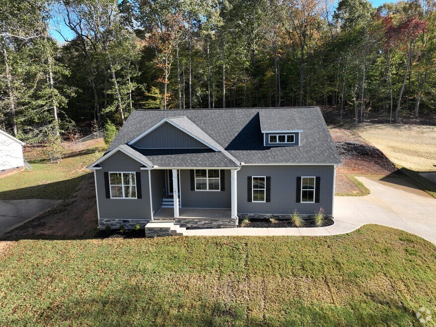 741 Pearson Town Rd, Moore, SC 29369 - photo 2