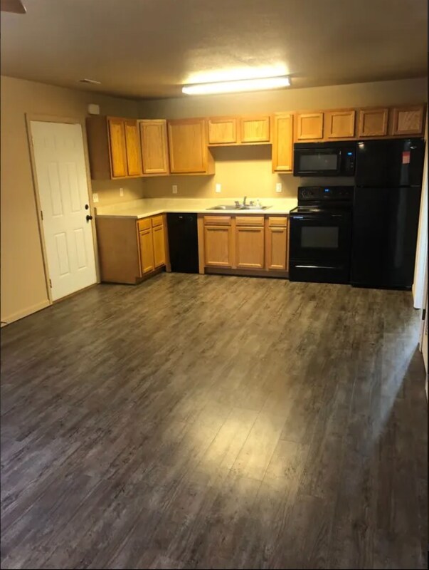16565 Hunters Ridge Ln Unit D, Saint Robert, MO 65584
