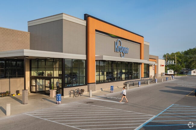 Fremont residents can get fresh produce at Kroger.