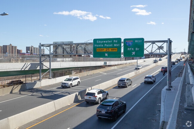 Foxhurst offers easy access to the I-278 highway