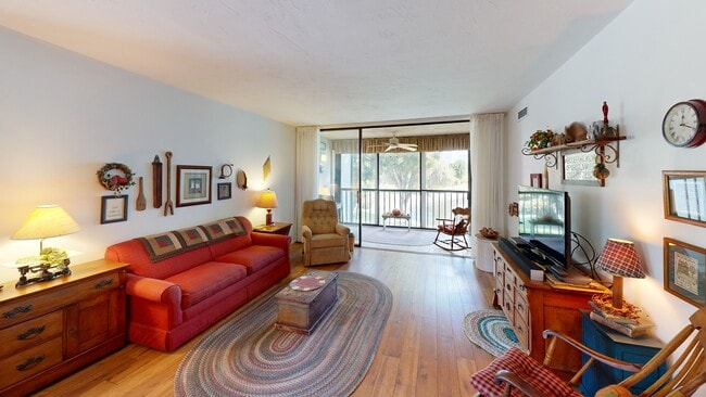 Steamboat Bend Condominium unit 201, Fort Myers, FL 33919 - photo 3