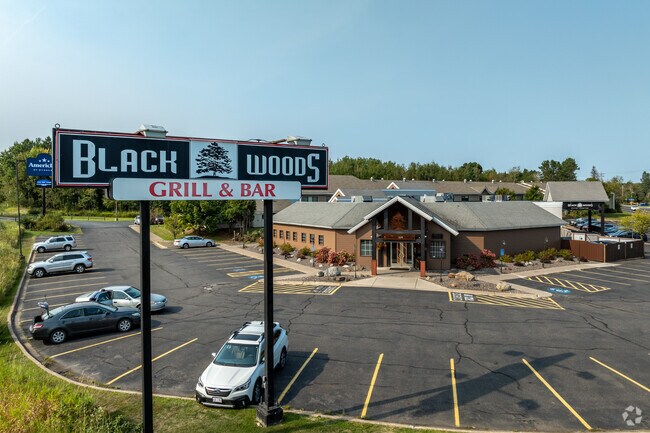Blackwoods Grill & Bar is a popular restaurant near Norton Park.