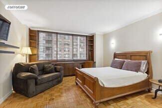 235 E 40th St, New York, NY 10016