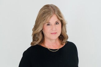 Paula McLean