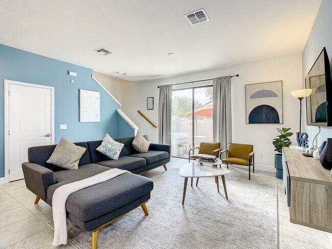 181 Villa Domani Cir, Davenport, FL 33896 - photo 7