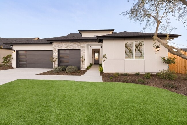 5003 W Sunnyview Ave, Visalia, CA 93291 - photo 2