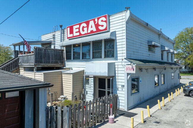 Johnnie Lega's Restaurant & Tavern is a Pearl Beach staple where locals meet up.