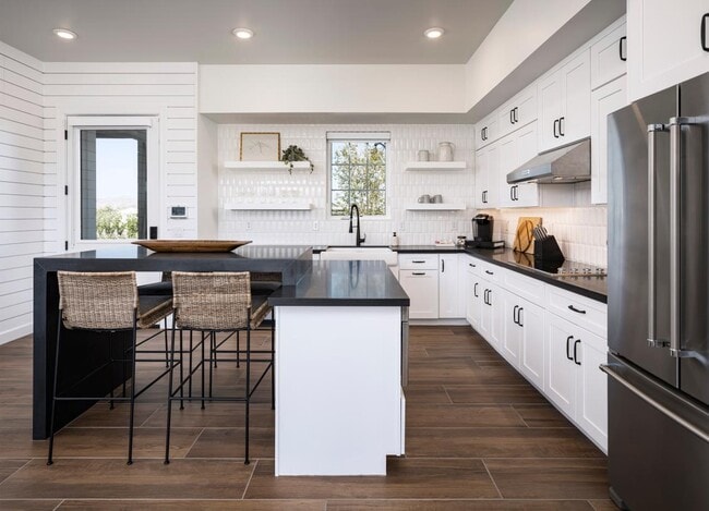 11800 N Greenwich Blvd, Surprise, AZ 85388 - photo 3