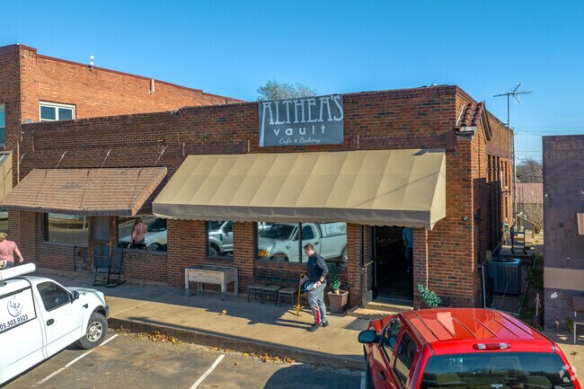 Altheas Vault is the go to place for Washington residents looking for a caffeine fix.