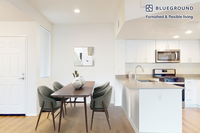 1571 Flynn Rd unit FL2-ID10827A, Camarillo, CA 93012 - photo 5