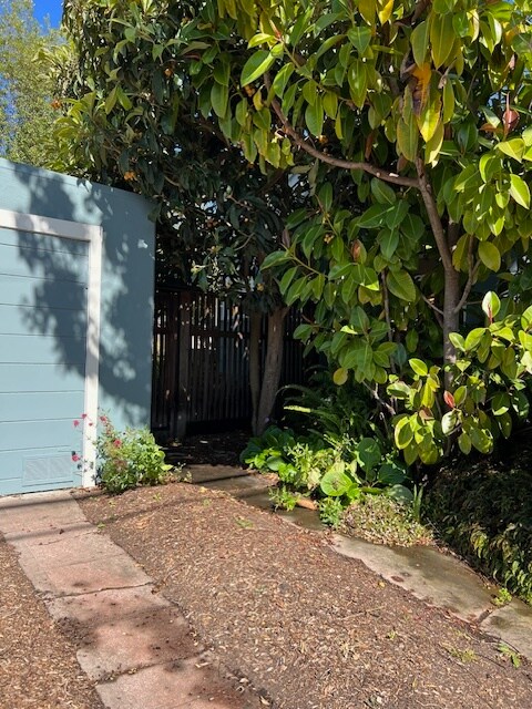 1745 9th St unit 1745 Ninth Street, Berkeley, CA 94710 - photo 7