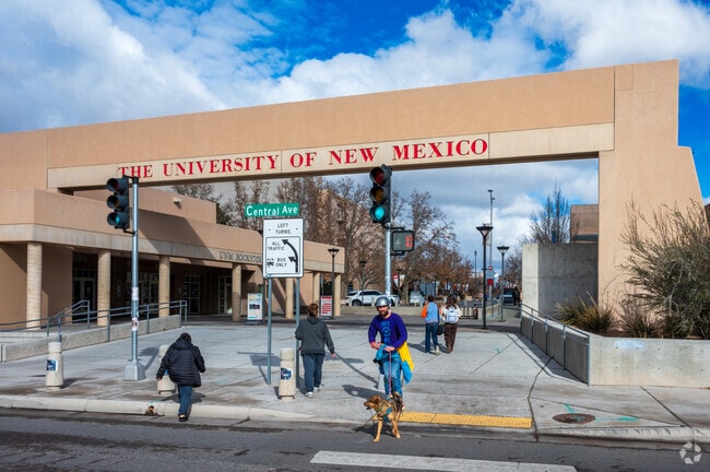 For higher education in North Valley, the University of New Mexico is a public college in downtown Albuquerque only 20 minutes away.