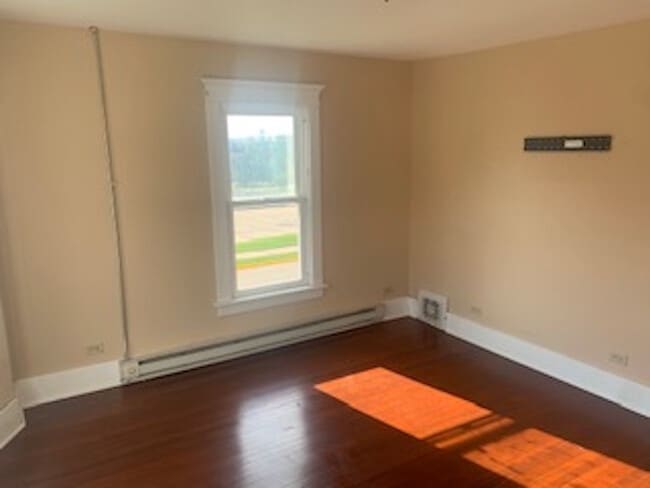 480 Irene St unit Downstairs, Platteville, WI 53818 - photo 4