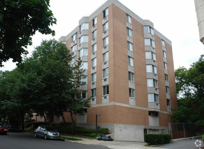 About The Regency, White Plains NY | HOAs, Reviews