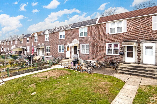 Town houses and duplexes are the primary residential housing in Clifton Heights.