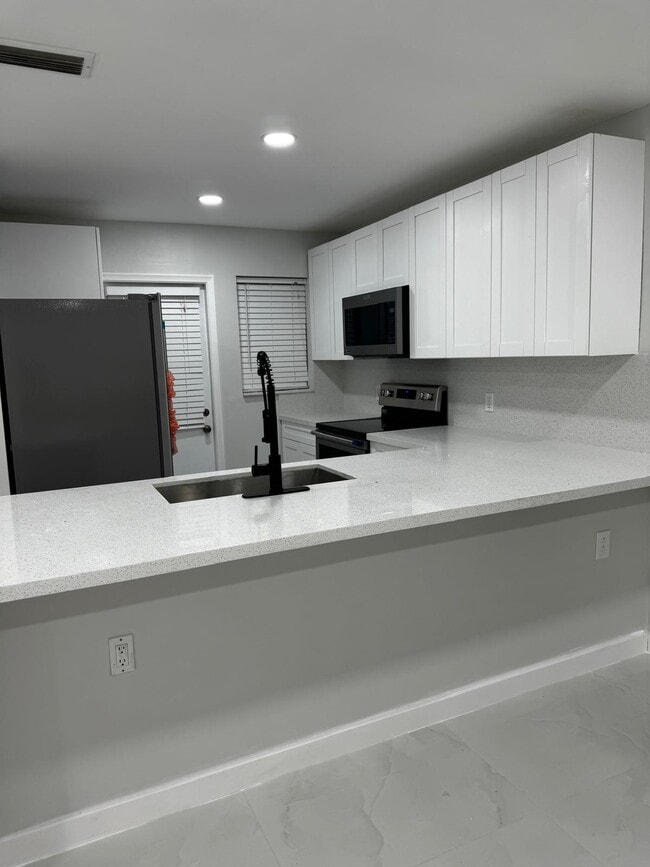 2461 SW 82nd Ave Unit Arrowheadh, Davie, FL 33324