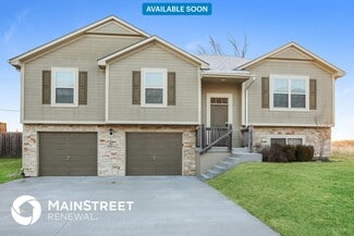 807 E Rockville Terrace, Louisburg, KS 66053