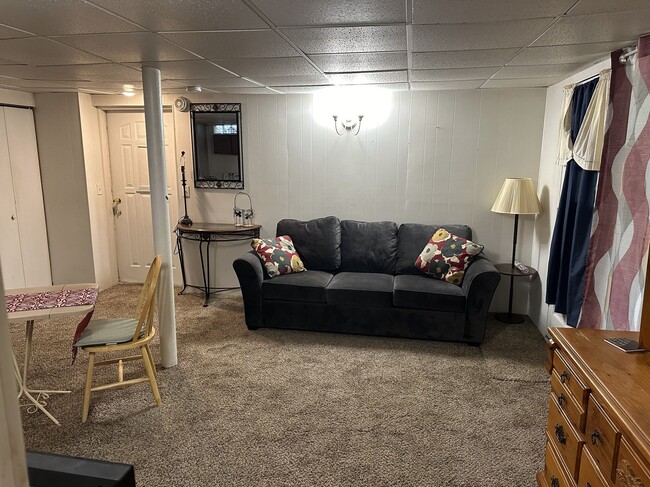 128 Scotts Dr unit Studio, Holland, MI 49424 - photo 2