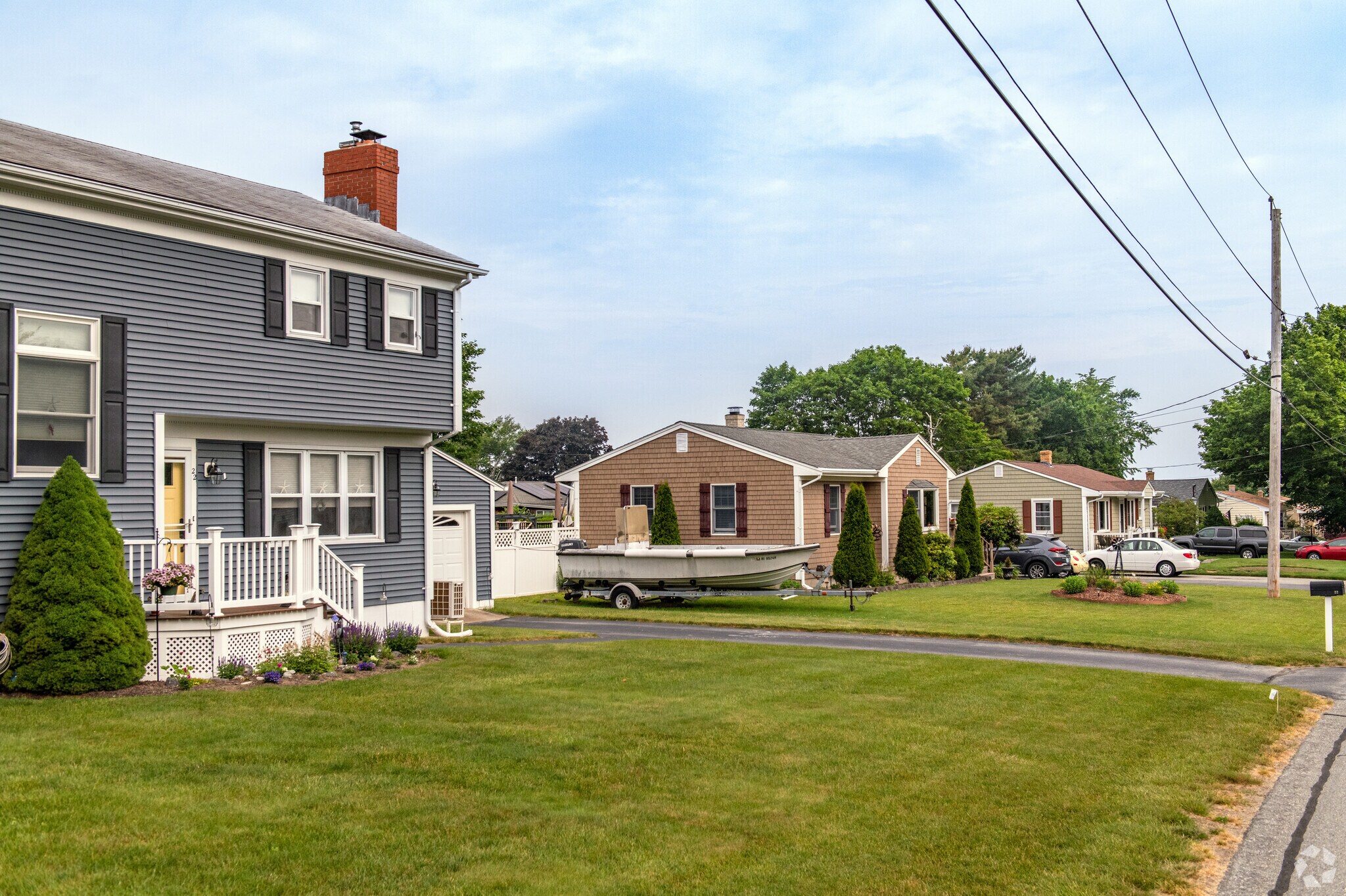 Homes in the South Portsmouth neighborhood include a variety of styles.
