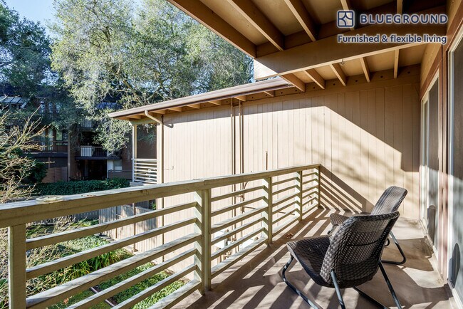 568 Channing Ave unit FL2-ID1644, Palo Alto, CA 94301 - photo 3